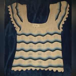 Elegant Cream and Blue Wave Pattern Sweater